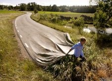 4 Ways to Pave Your Own Marketing Path