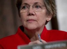 Warren hits banks, expands base to solidify Senate power