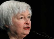 Yellen ‘strongly supports’ Fed’s monetary strategy