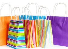 Holiday shopping season sees spending increase