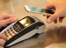 Will contactless payment cards catch on in the United States?