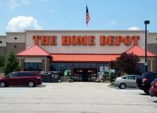 Home Depot sues Visa, MasterCard over use of chip-and-PIN