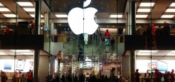 Is the Apple Store approach the future of in-branch banking?