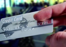 Credit card usage on rise, mobile shopping plays role