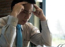 4 ways to deal with employees’ personal problems in the workplace