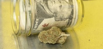Credit union pitches Fed on pot payments solution