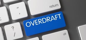The impact of delaying an overdraft evaluation
