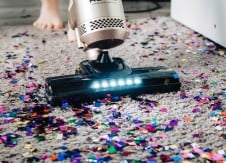 What selling vacuum cleaners taught me about starting a fintech company