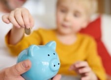 How to teach young children about finances