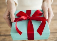 Know the rules on holiday gifts