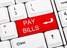 Zoomer financial habits: Bill pay