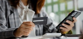 Top credit card features every college student should look for