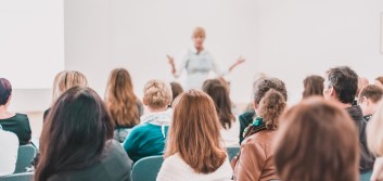 How to immediately grab your audience’s attention