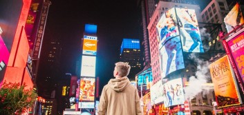 20 digital signage statistics every credit union marketer and retail leader should know