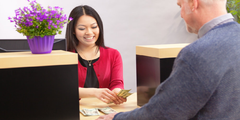 bank-teller-1