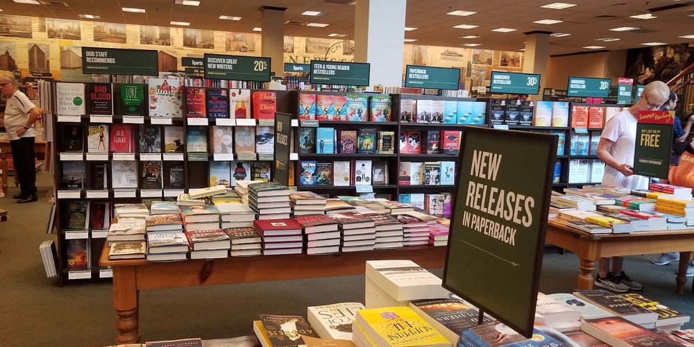 Barnes And Noble B&n New Book Release Section Of Bookstore