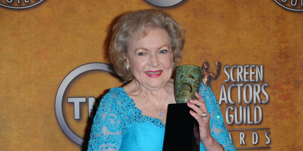 Betty White at the 16th Annual Screen Actors Guild Awards Press Room, Shrine Auditorium, Los Angeles
