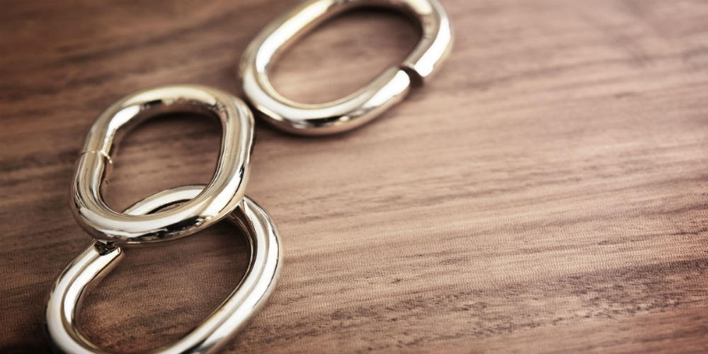 bigstock-Chain-links-or-chrome-metal-li-82624232