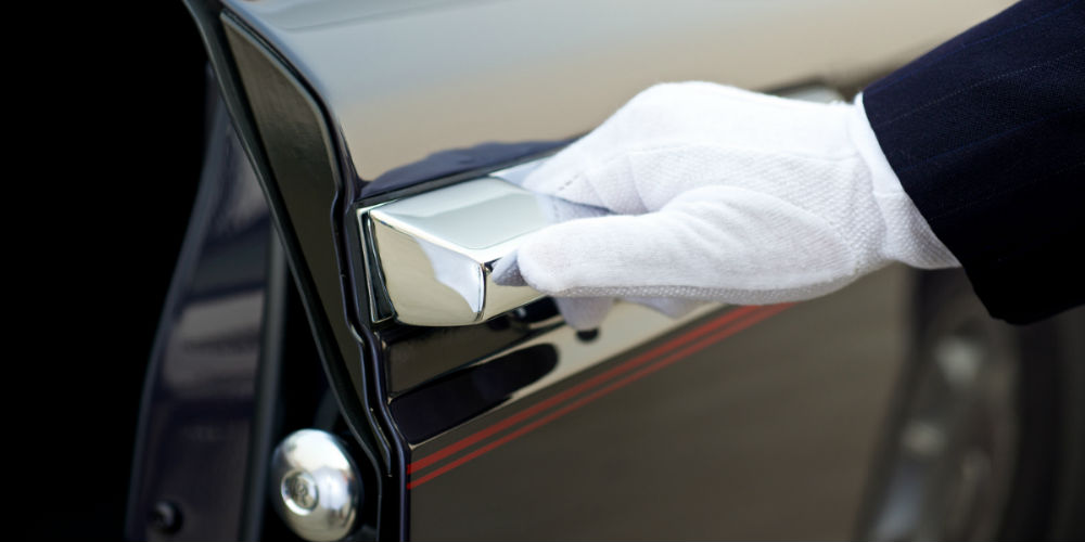 bigstock-Chauffeur-Service-68367160|bigstock-Chauffeur-Service-68367160