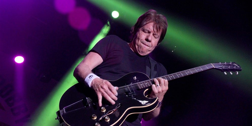 George Thorogood performs at the 10th Annual Scott Medlock-Robby Krieger All-Star Concert benefiting