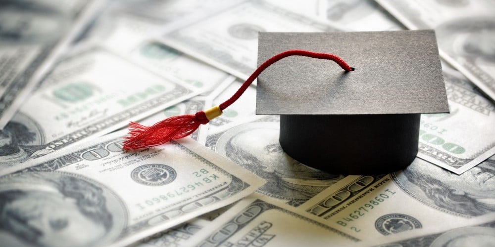 bigstock-Graduation-mortar-board-cap-on-84802865-e1453912267446