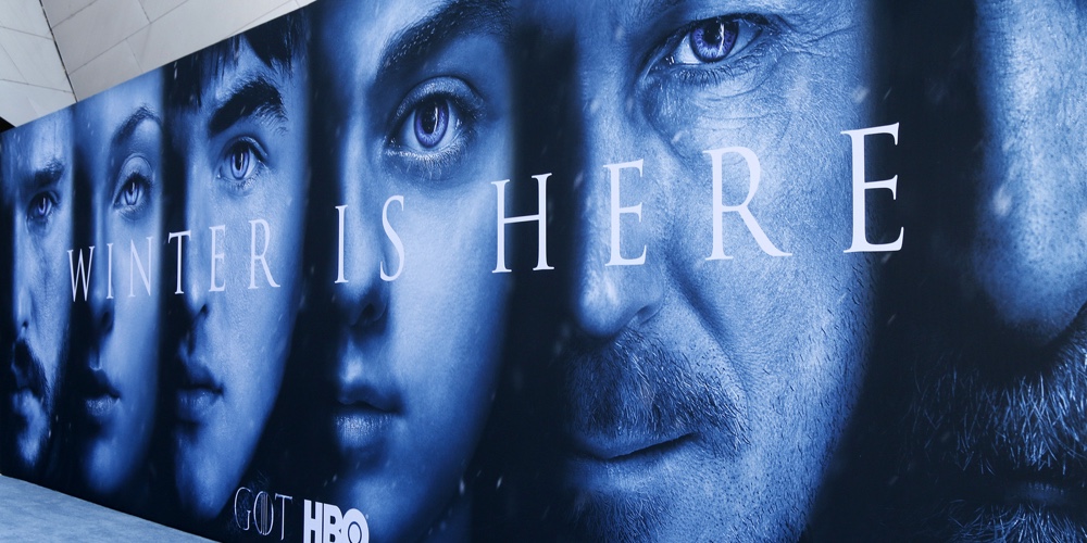 LOS ANGELES – JUL 12:  Atmosphere at the “Game of Thrones” Season 7 Premiere Screening at the Walt D