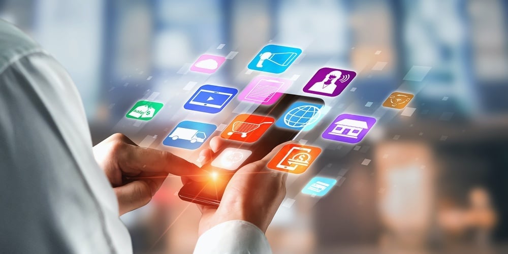 bigstock-Omni-Channel-Technology-Of-Onl-336037915