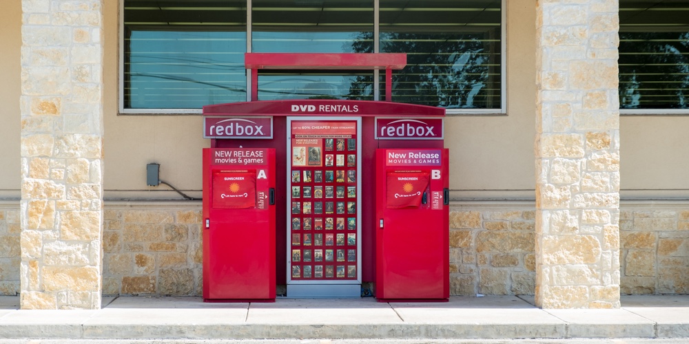 San Antonio, Texas – July 21, 2018 – Redbox Dvd And Video Games Rental Machine Outside Walgreens Sto