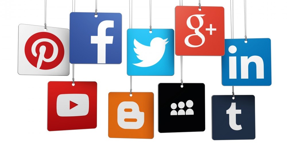 bigstock-Social-Media-Logotype-On-Tags-72103831-e1453833496615
