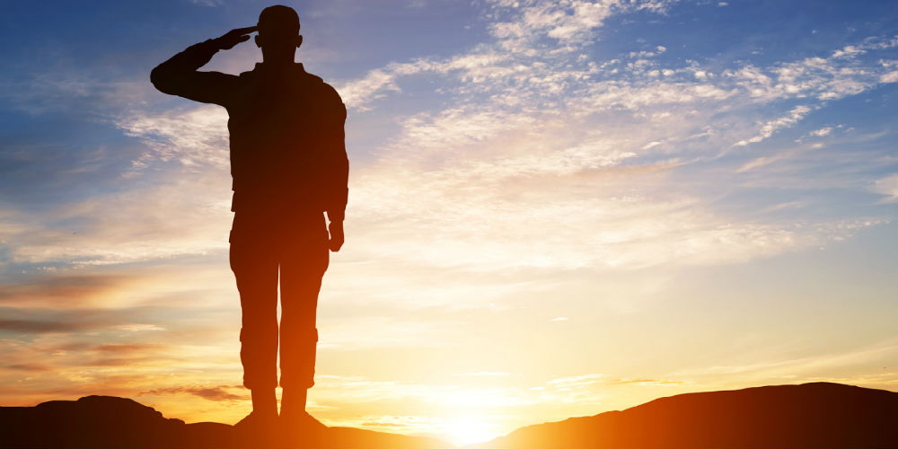 bigstock-Soldier-salute-Silhouette-on–87654185