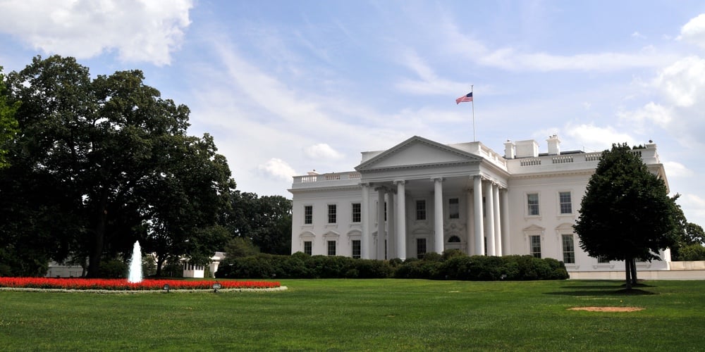 bigstock-The-White-House-and-its-front-18777353