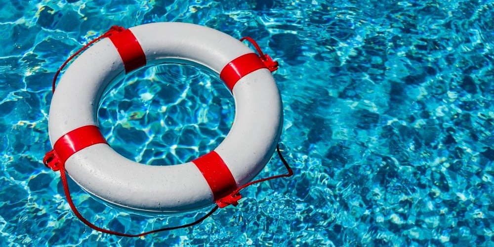 bigstock-an-emergency-tire-floating-in-77869478-e1452168079464