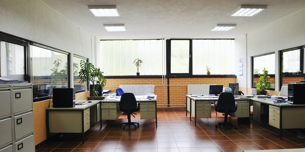 bigstock-bright-empty-office-indoor-wit-14838314