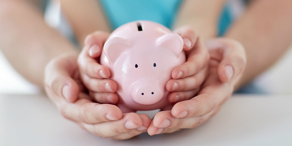 bigstock-family-children-money-inves-85204091