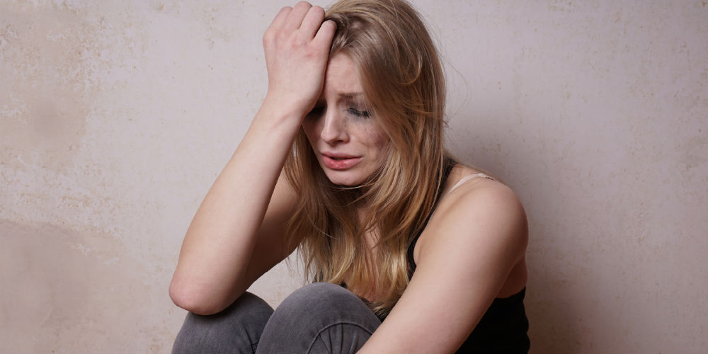 bigstock-Banana-9077713|bigstock-tear-stained-young-woman-94909568