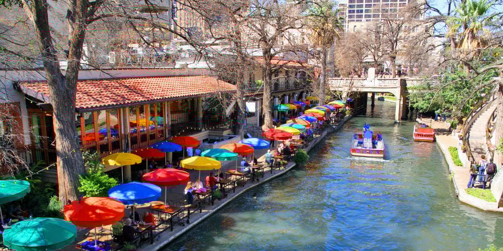 bigstock-the-san-antonio-riverwalk-and-18985526|San Antonio Riverwalk