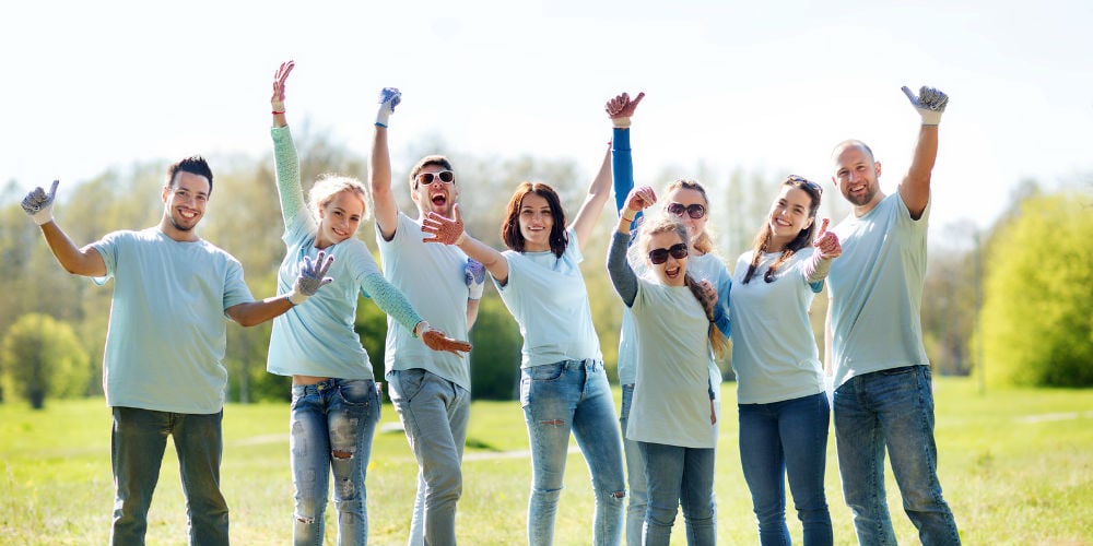 bigstock-volunteering-charity-people–132100916