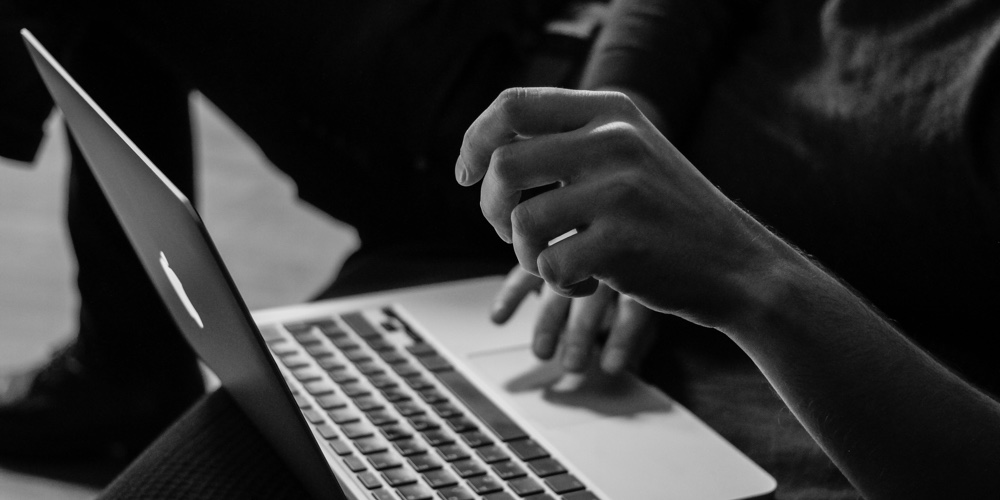 sergey-zolkin-_UeY8aTI6d0-unsplash