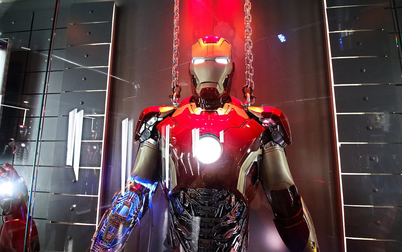 Las Vegas,usa – Oct 09, 2017: Iron Man Head Model At The Avengers Experience In Treasure Island Hote